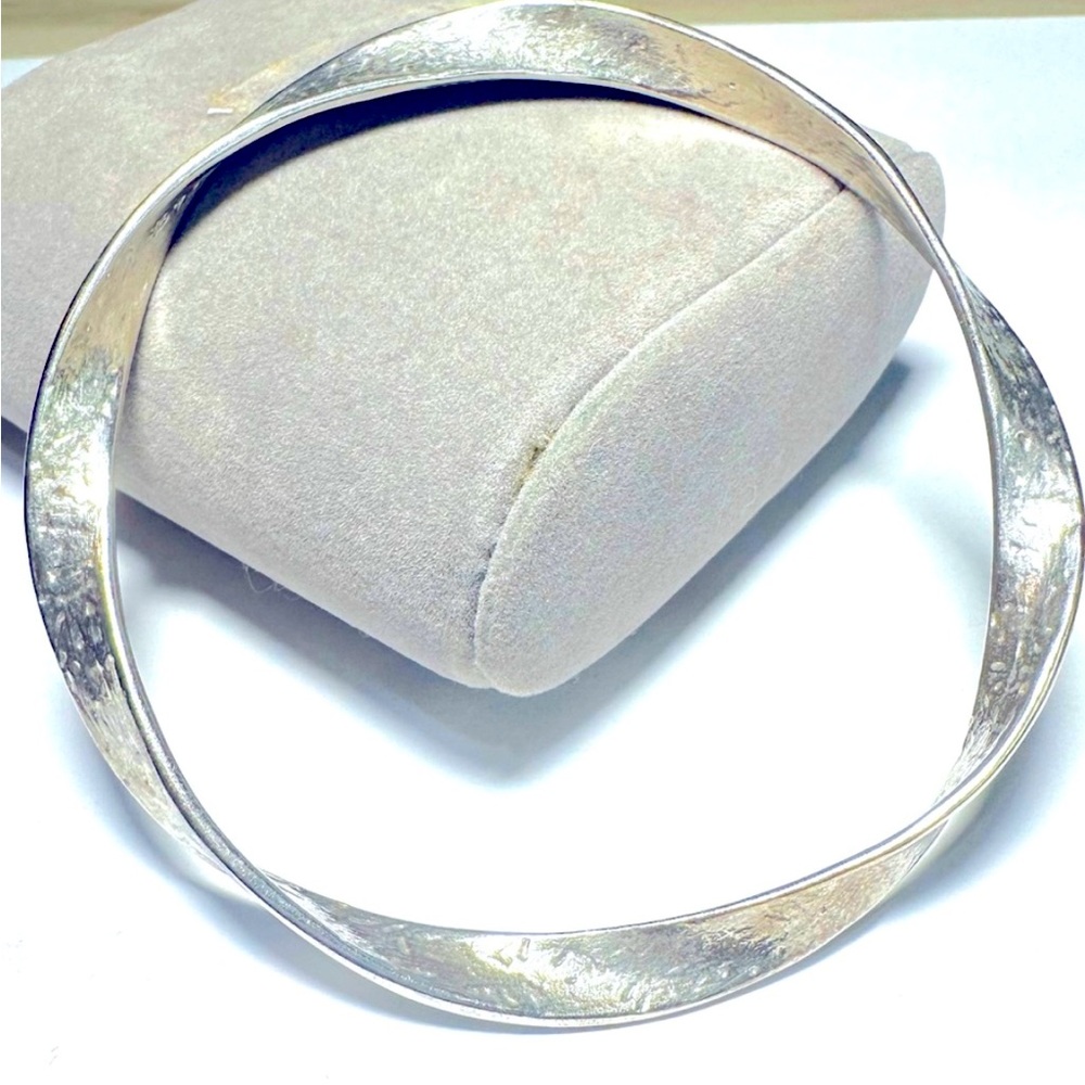 Silpada Sterling Silver Ribbon Bracelet B2827